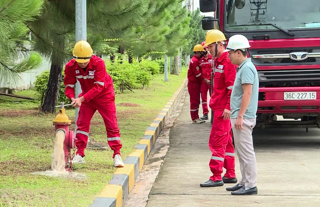 Fire Prevention And Fighting System For Industrial Factories And Warehouses