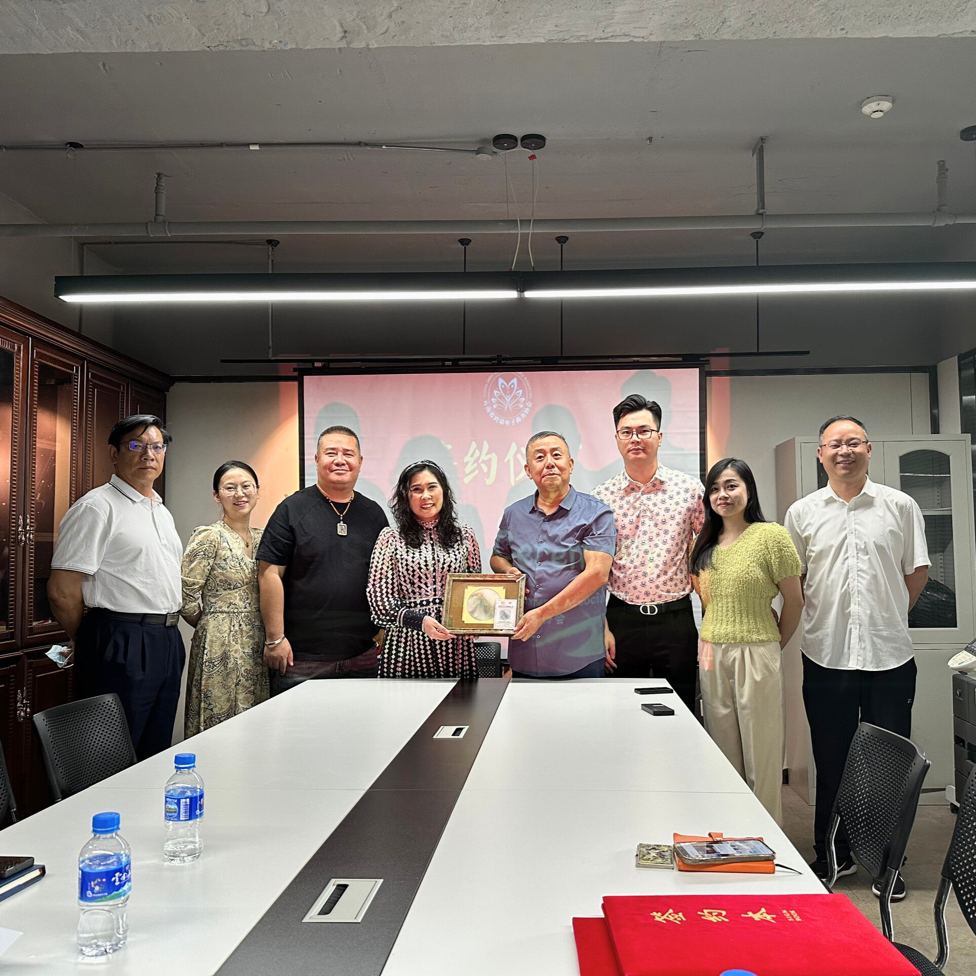 437939836 421796173792609 1071560817285932493 n